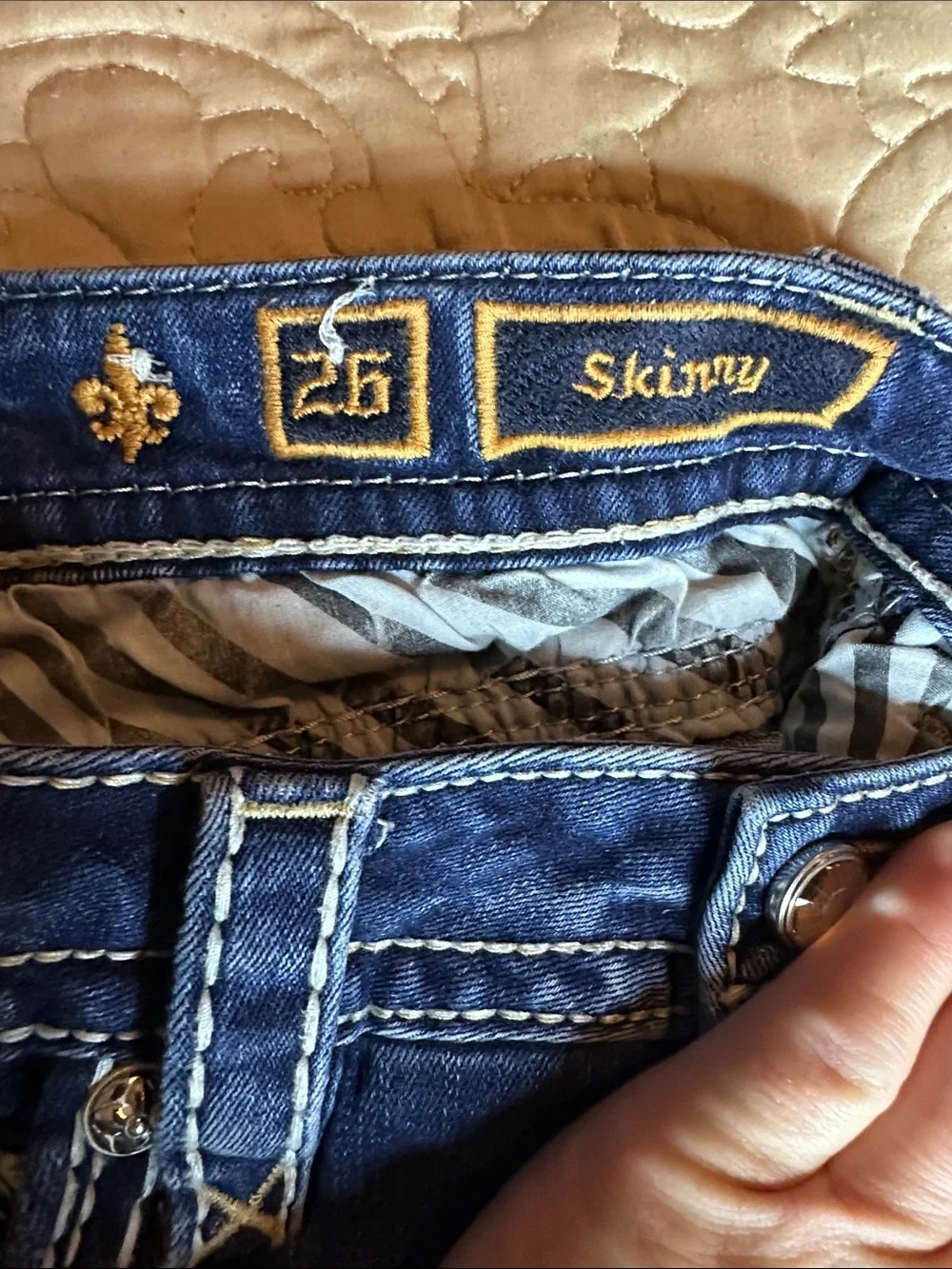 Rock Revival 26” waist 29” inseam CodeDark Blue Women's Embellishmed details